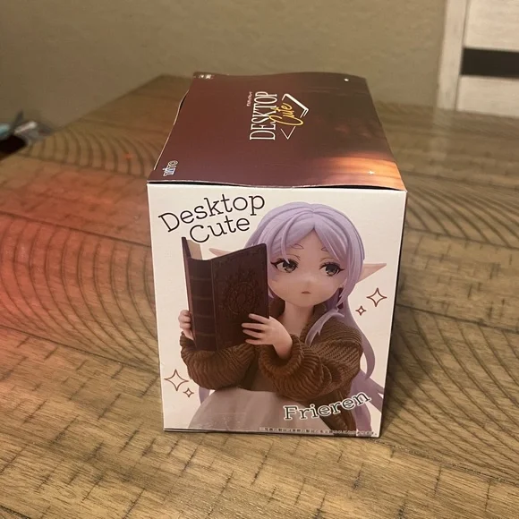Frieren Desktop Cutie Figure - Picture 3 of 3